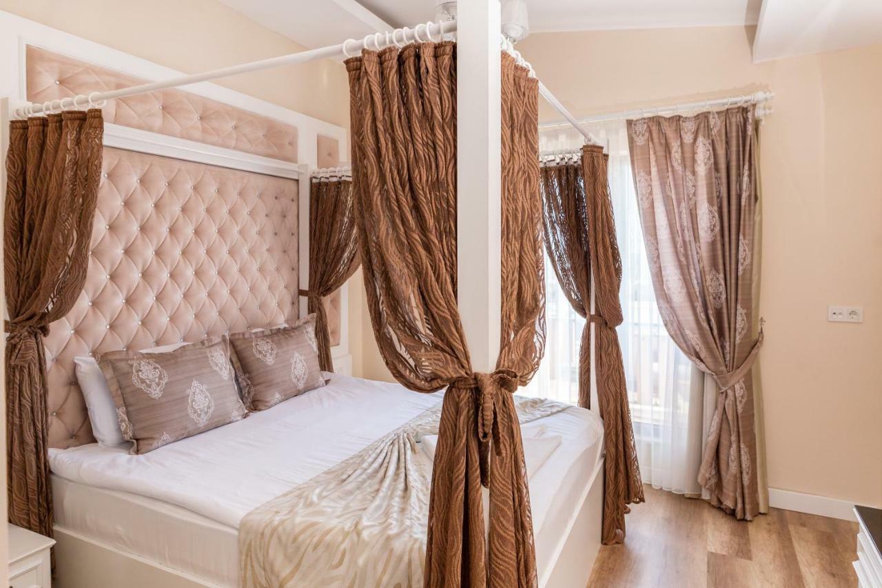 Microyal Hotel Анталья Экстерьер фото