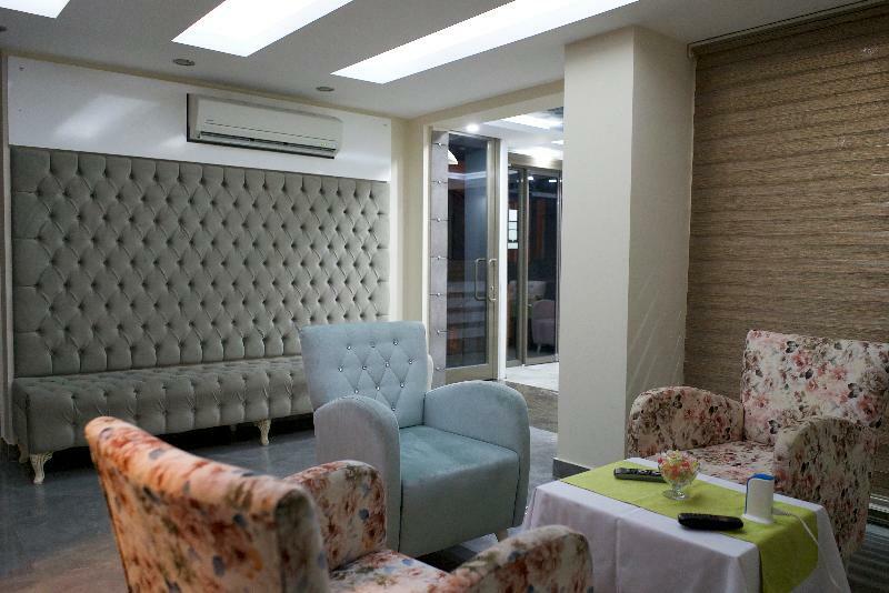 Microyal Hotel Анталья Экстерьер фото